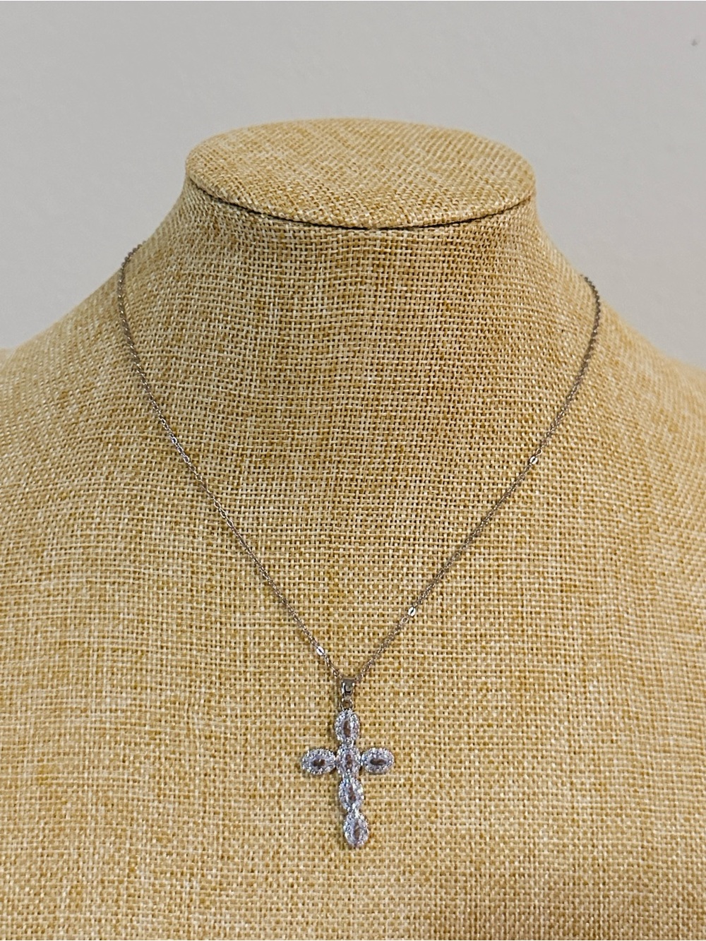 Fashion Jewelry Silver-Tone Crystal Cross Necklace